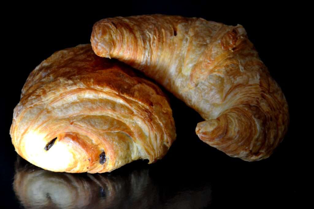 croissant pain choco